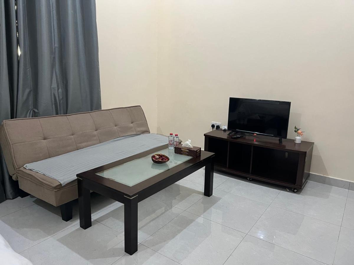 Cozy Private Studio Apartment Near Airport Abu Dabi Exterior foto