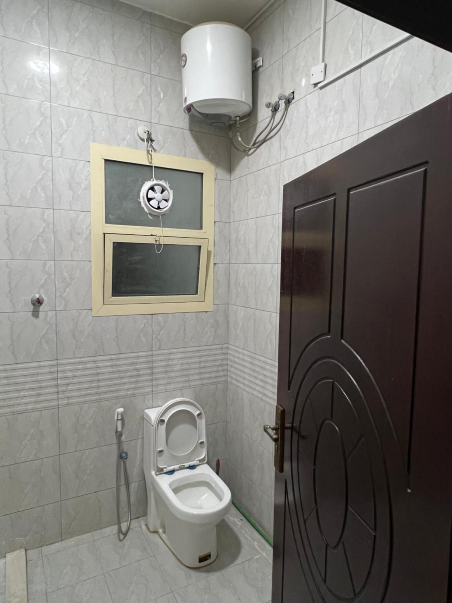 Cozy Private Studio Apartment Near Airport Abu Dabi Exterior foto